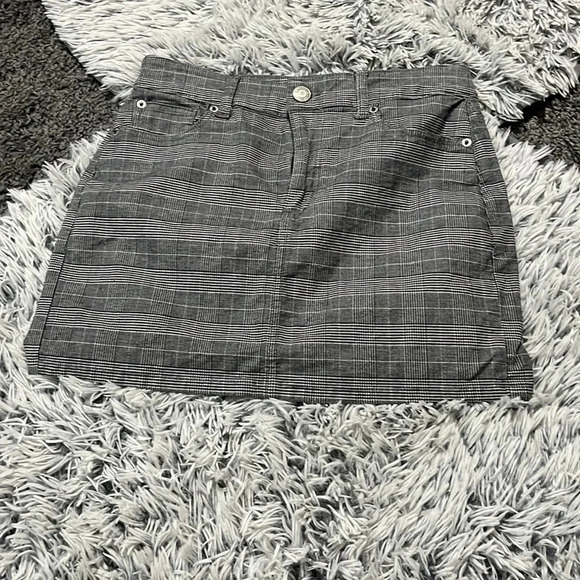 American Eagle Hi Rise Mini Skirt Size 2 - Picture 1 of 10
